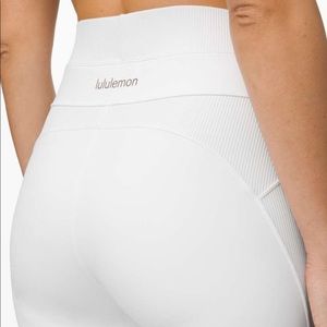 ✨ LULULEMON✨ White 7/8 Leggings